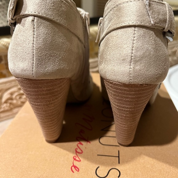 Coconuts/Matisse “J’adore” peep toe heels - Picture 3 of 4